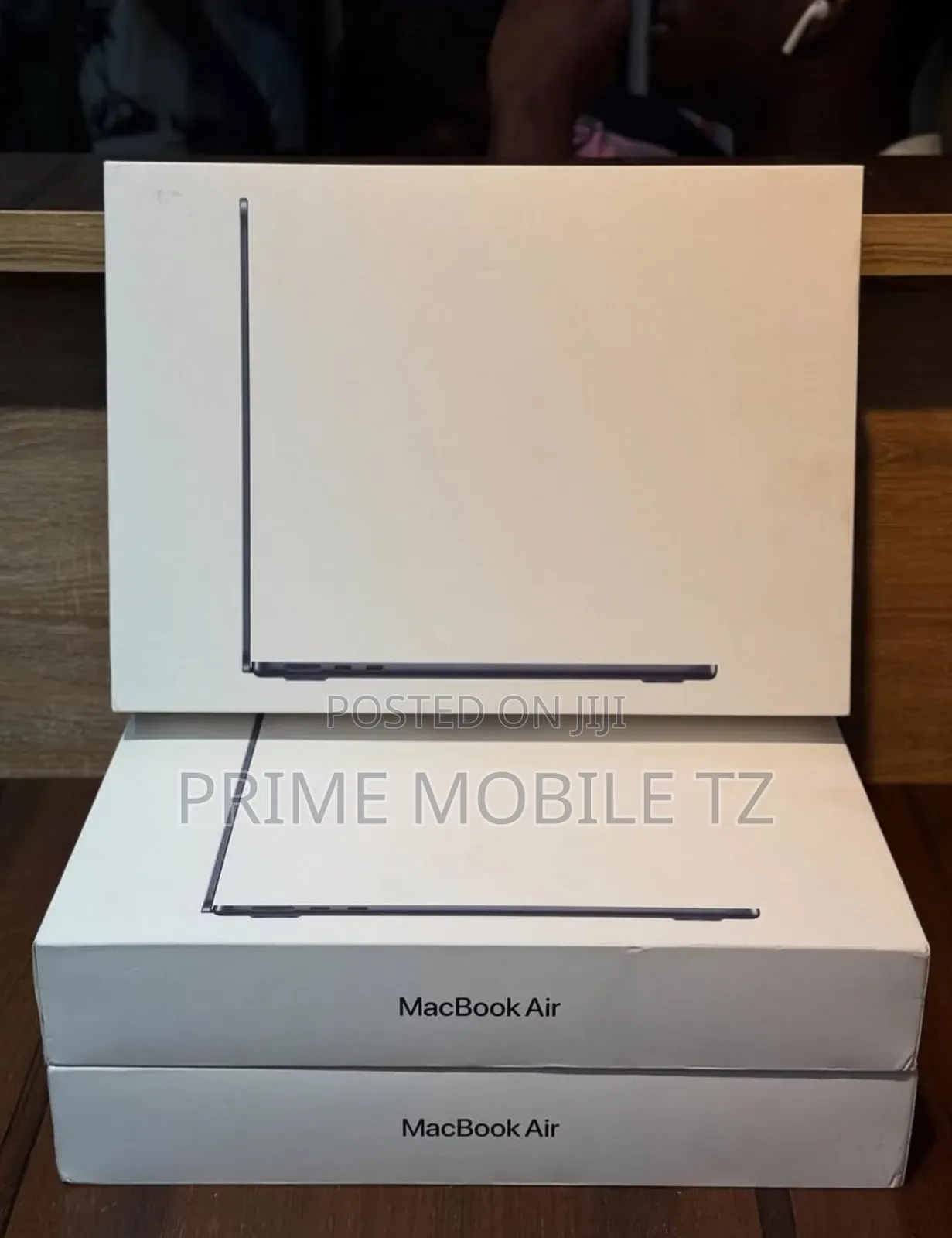 New Laptop Apple MacBook Air 2025 M4 13-Inch 16GB HDD+SSD 256GB