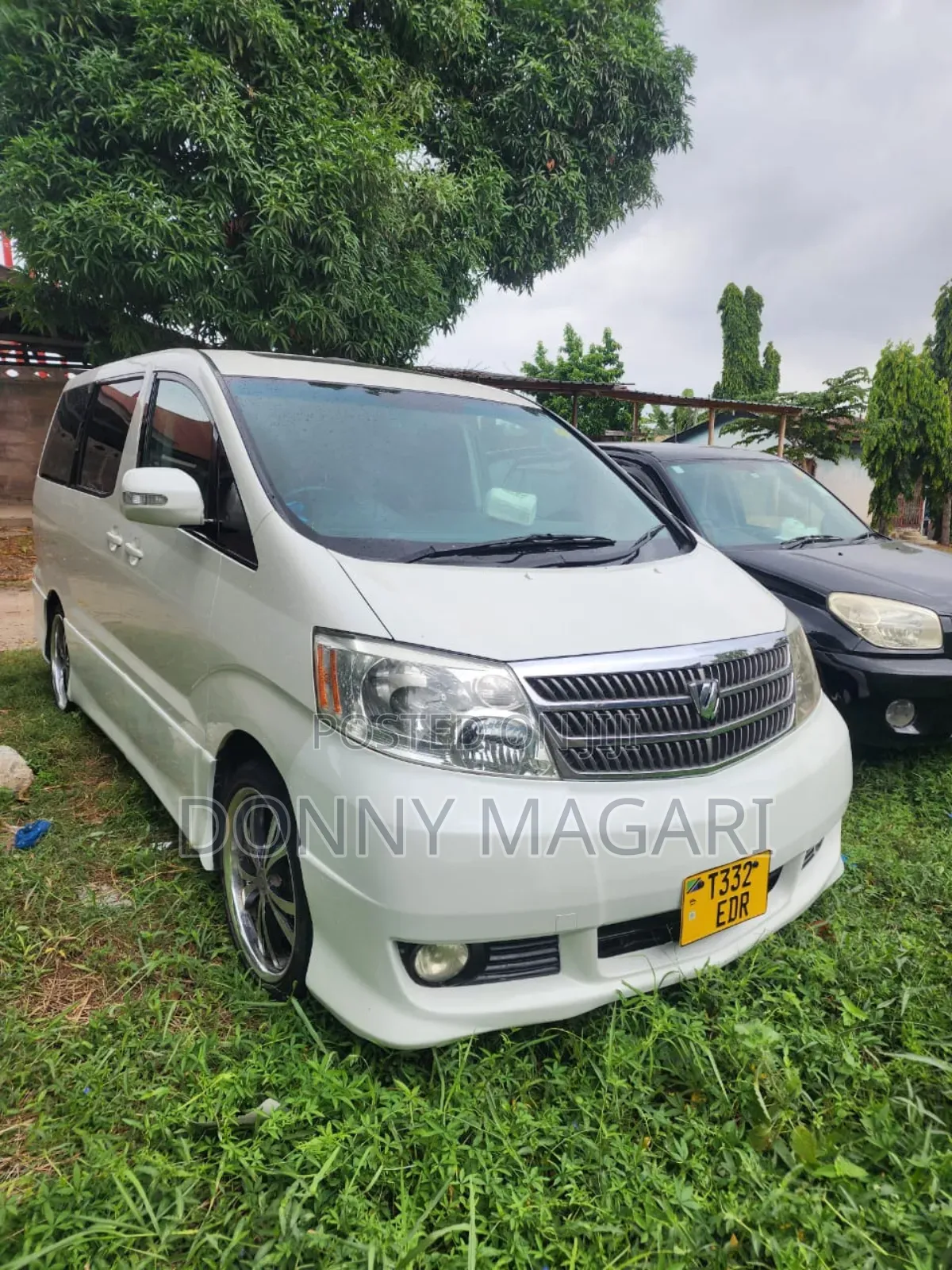 Toyota Alphard 2.4 Petrol AWD 2006 White