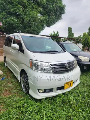 Toyota Alphard 2.4 Petrol AWD 2006 White