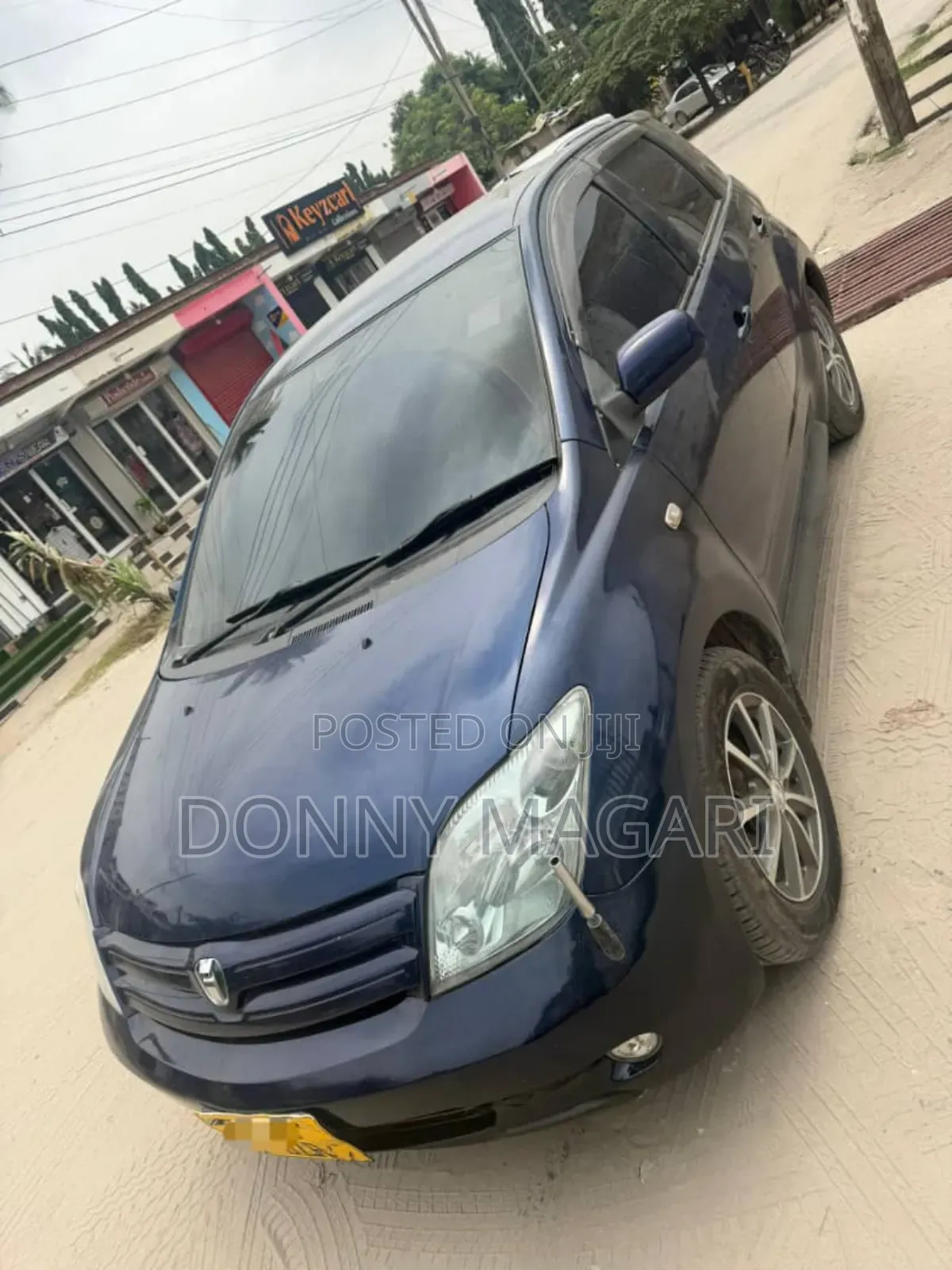 Toyota IST 2004 Blue