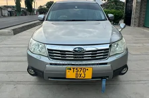Subaru Forester 2.0D X 2010 Silver