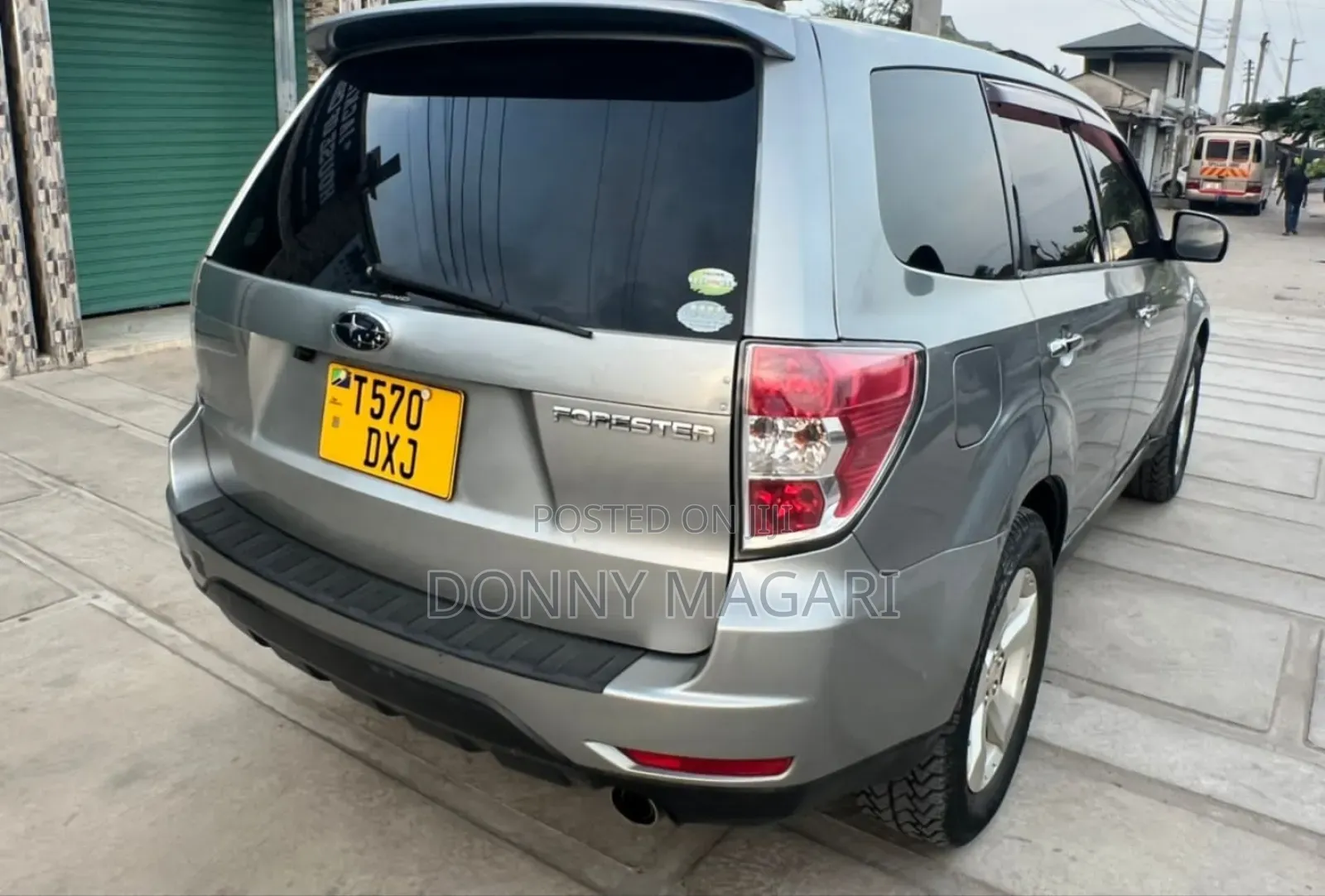 Subaru Forester 2.0D X 2010 Silver