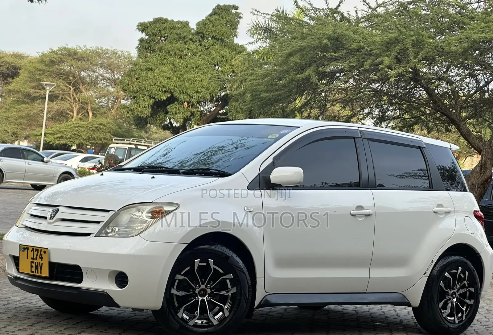 Toyota IST 2004 White