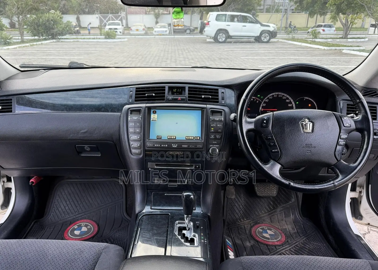 Toyota Crown 2006 White