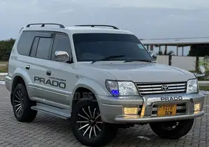 Toyota Land Cruiser Prado 2003 Silver