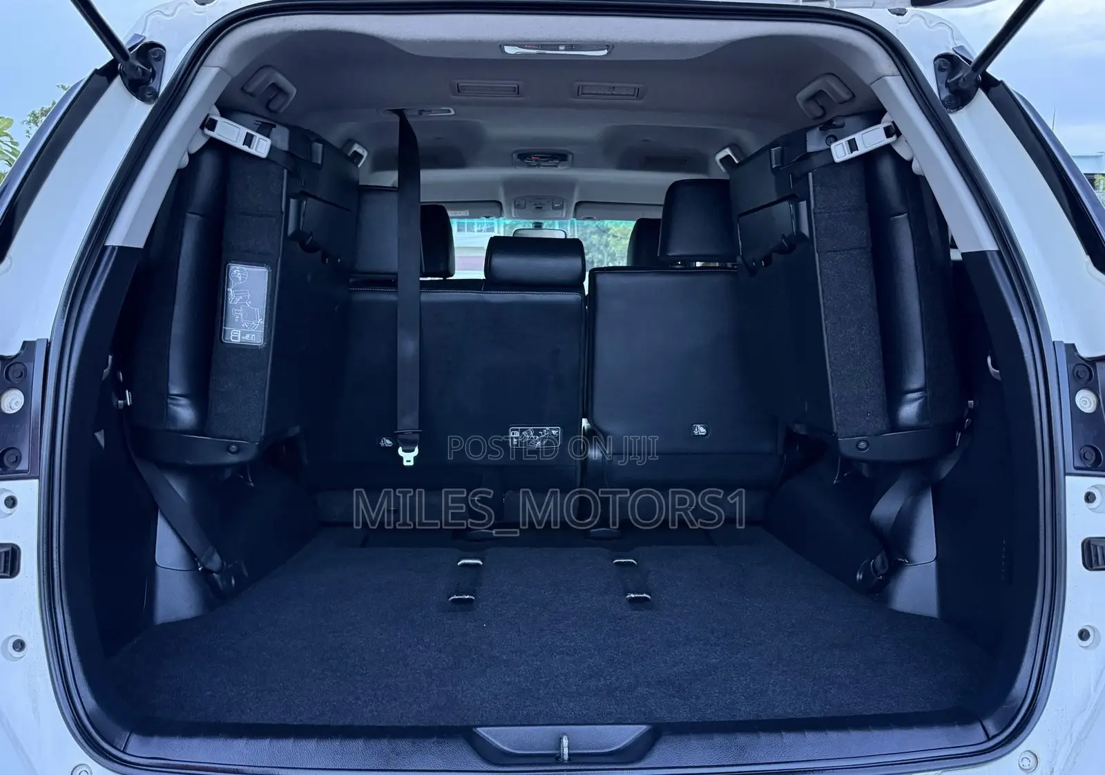 Toyota Fortuner 2022 White