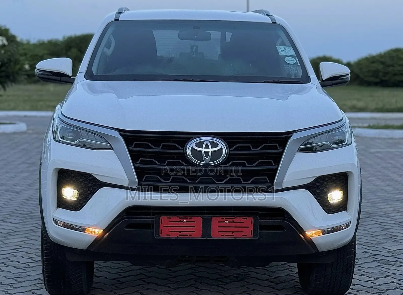 Toyota Fortuner 2022 White