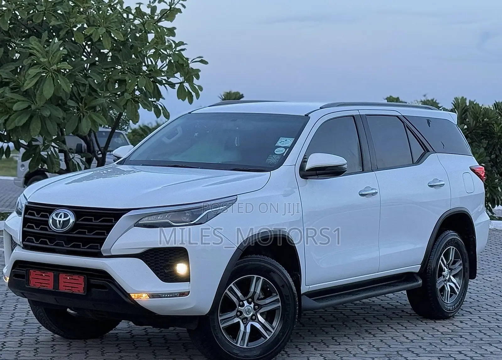 Toyota Fortuner 2022 White