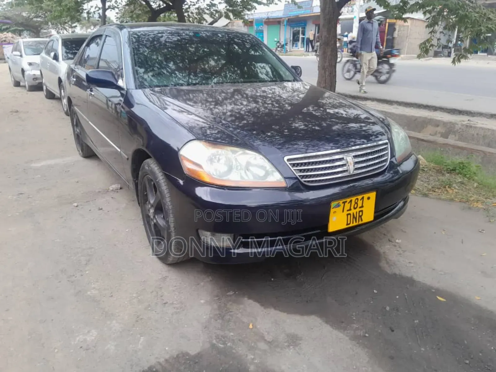 Toyota Mark II 2004 Blue