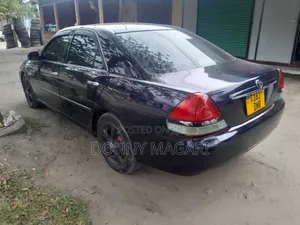 Toyota Mark II 2004 Blue