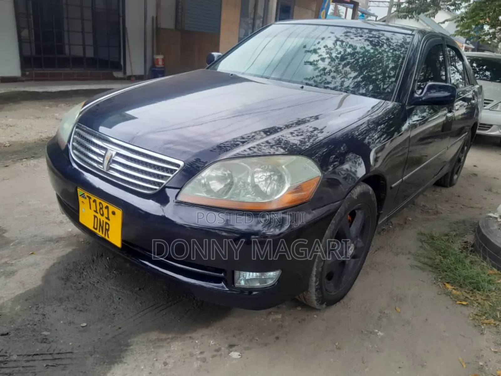 Toyota Mark II 2004 Blue