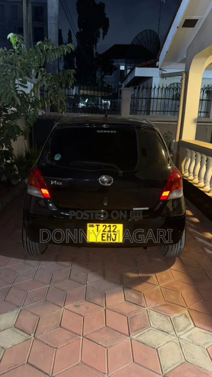 Toyota Vitz 1.0 FWD 3dr 2007 Black