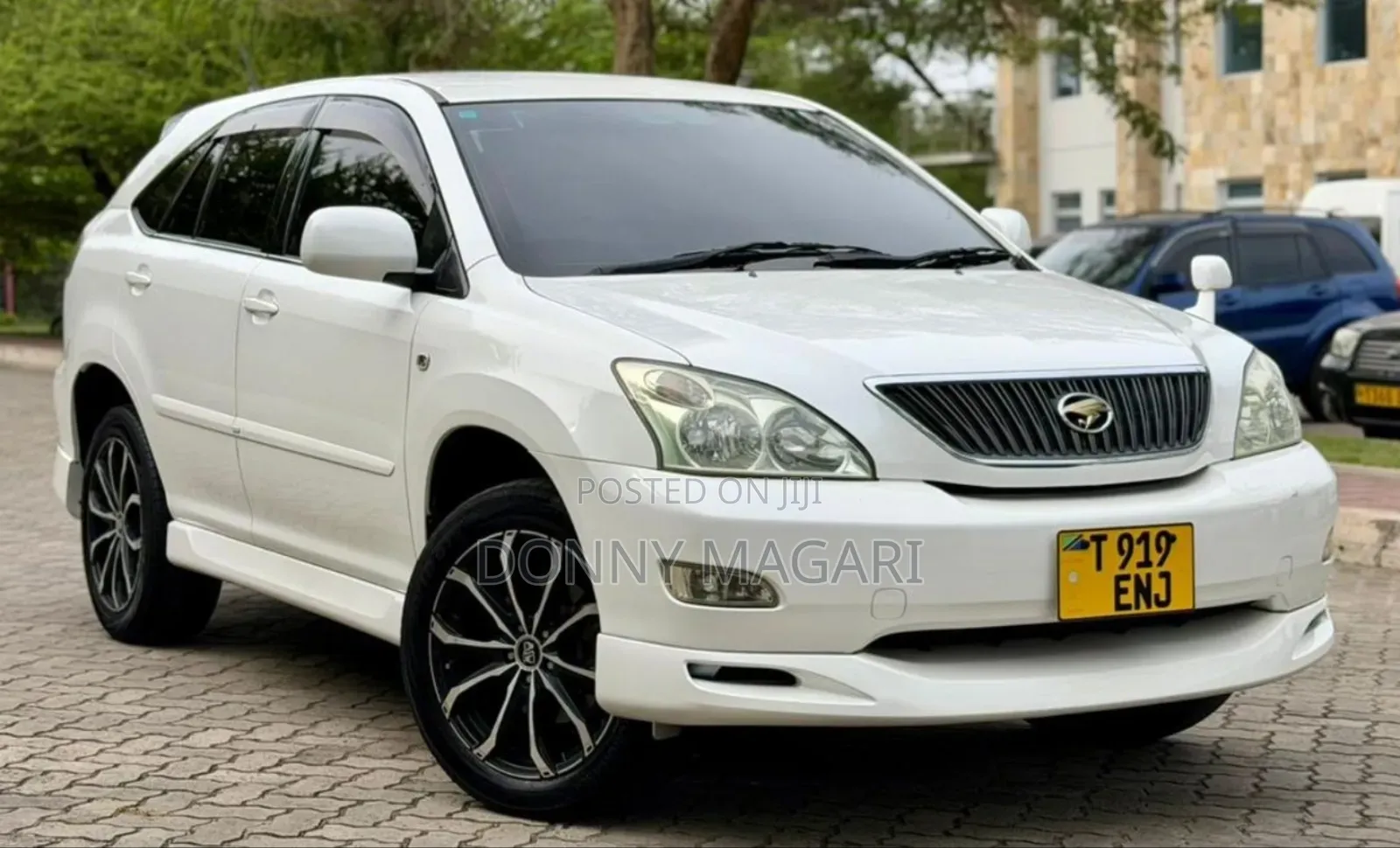 Toyota Harrier 2006 White