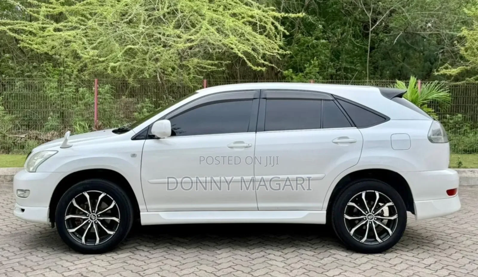 Toyota Harrier 2006 White