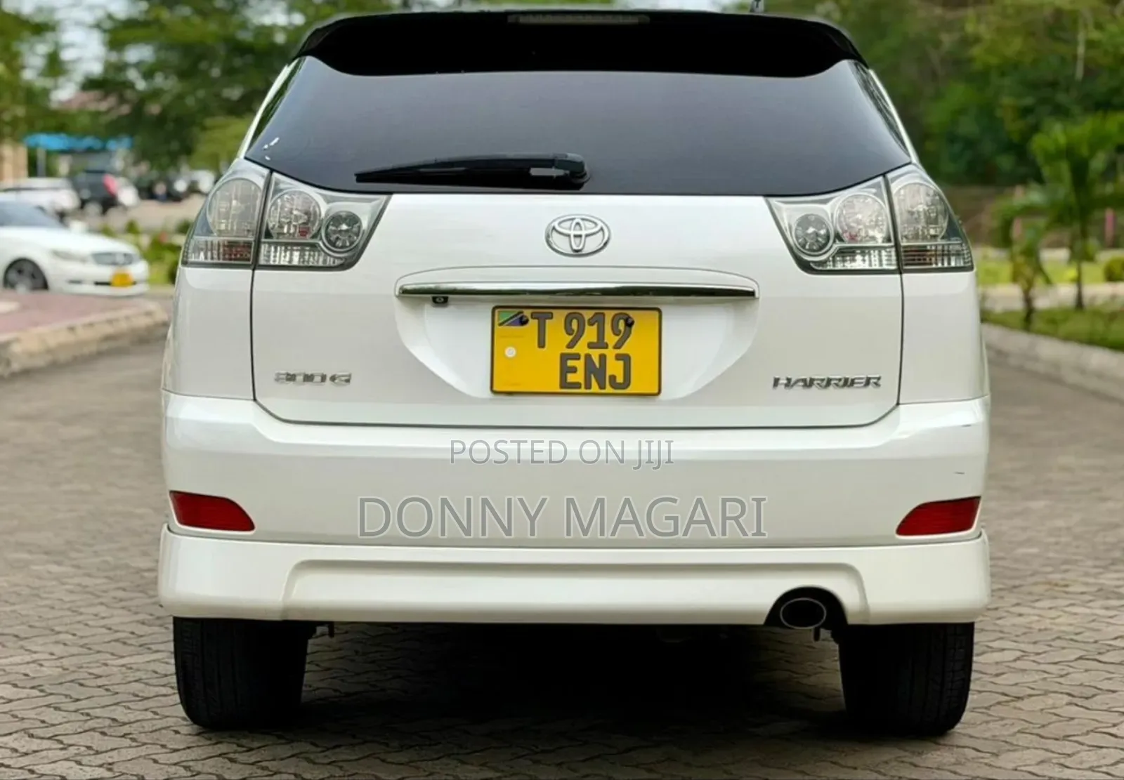 Toyota Harrier 2006 White