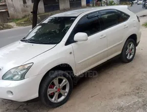 Toyota Harrier 2.4 2005 White