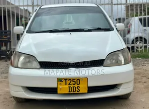Toyota Platz 1.0 FWD 2004 White