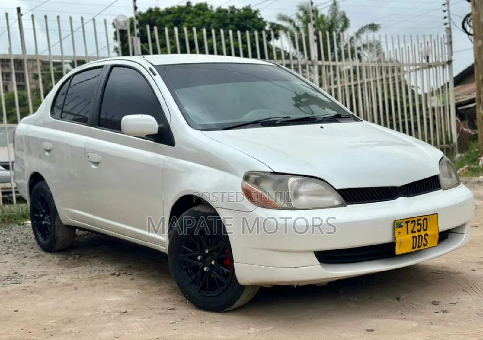 Toyota Platz 1.0 FWD 2004 White