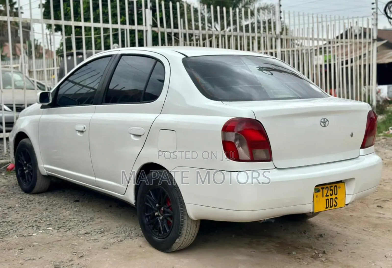 Toyota Platz 1.0 FWD 2004 White