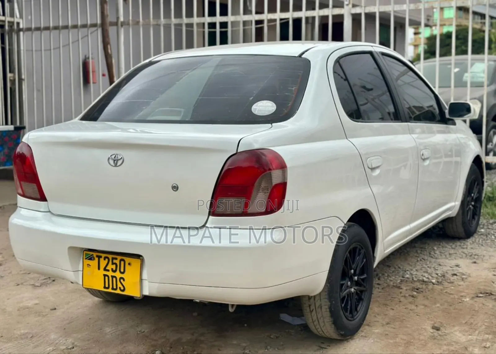 Toyota Platz 1.0 FWD 2004 White
