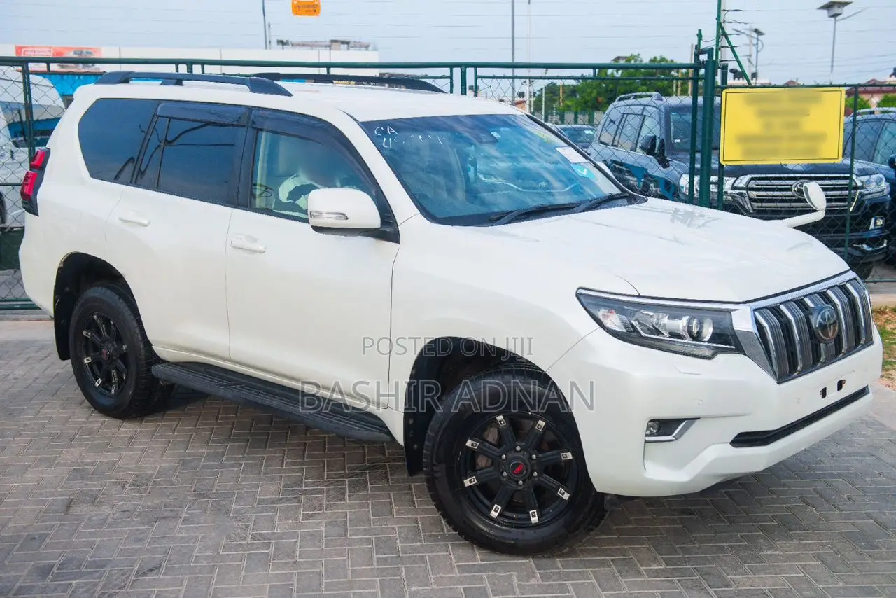 Toyota Land Cruiser Prado 2.8 2019 Pearl
