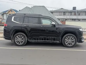 New Toyota Land Cruiser 2024 Black