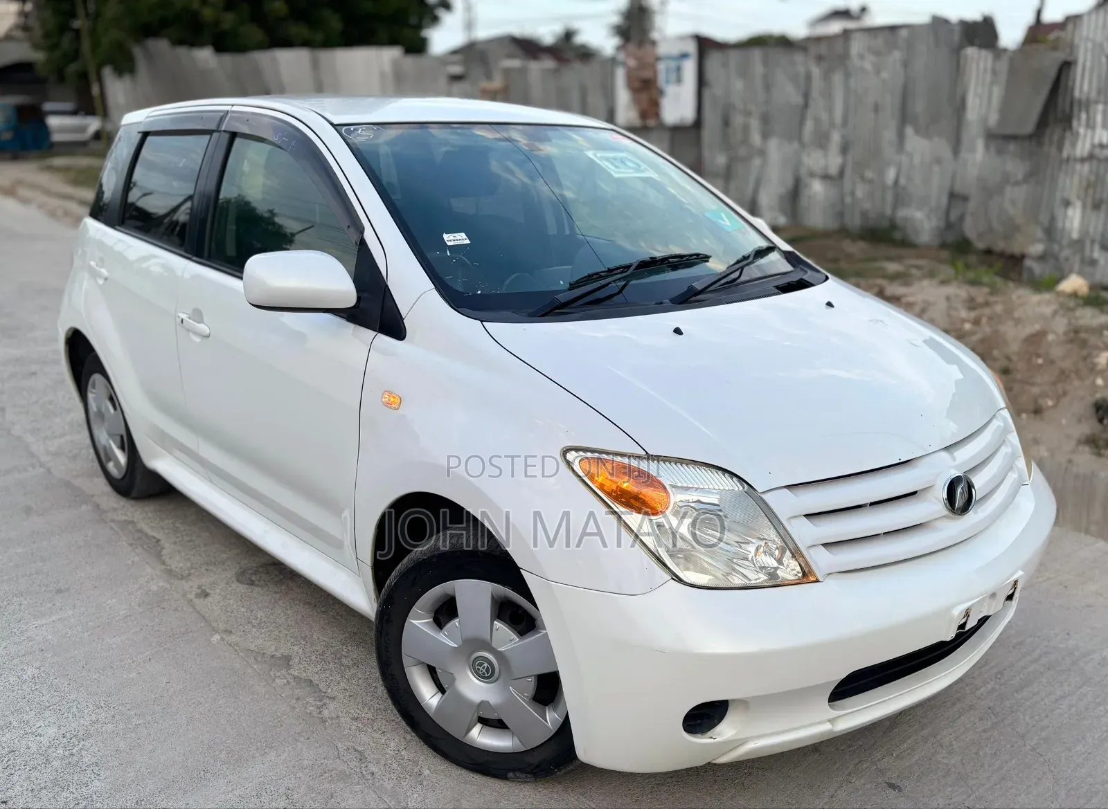 Toyota IST 2006 White