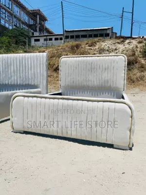 Bed Sofa Kijivu 5/6