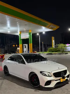 Mercedes-Benz E200 2017 White