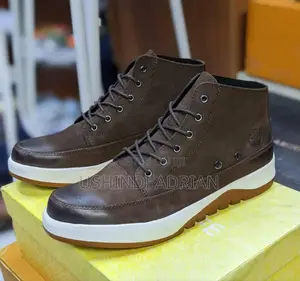 Modern Slip-Ons/Viatu Vya Kuingiza (Vya Haraka)
