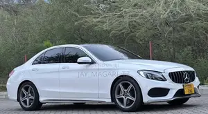 Mercedes-Benz C200 2014 White