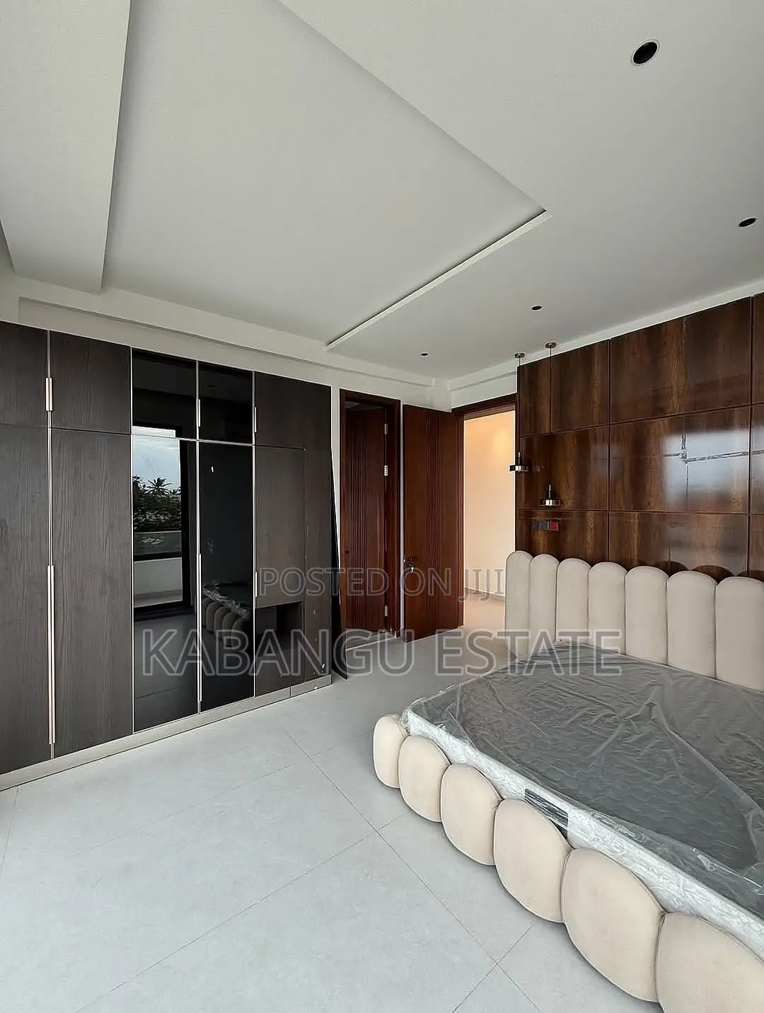 Furnished 3bdrm Apartment in Mbezibeach for rent
