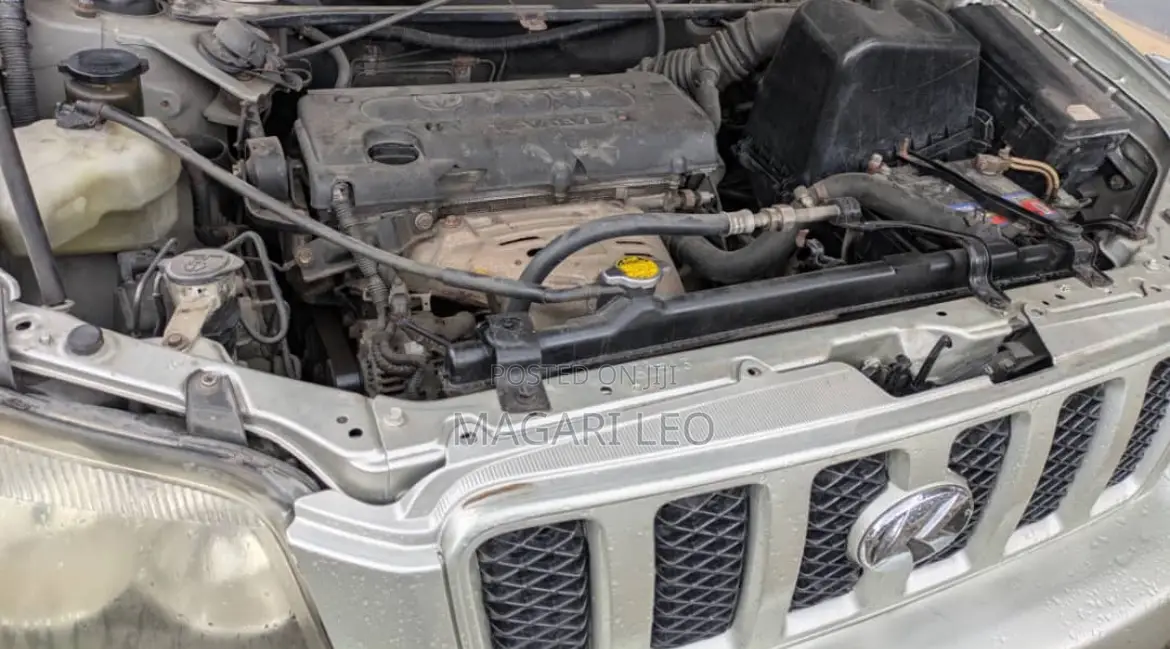Toyota Kluger 2005 Silver