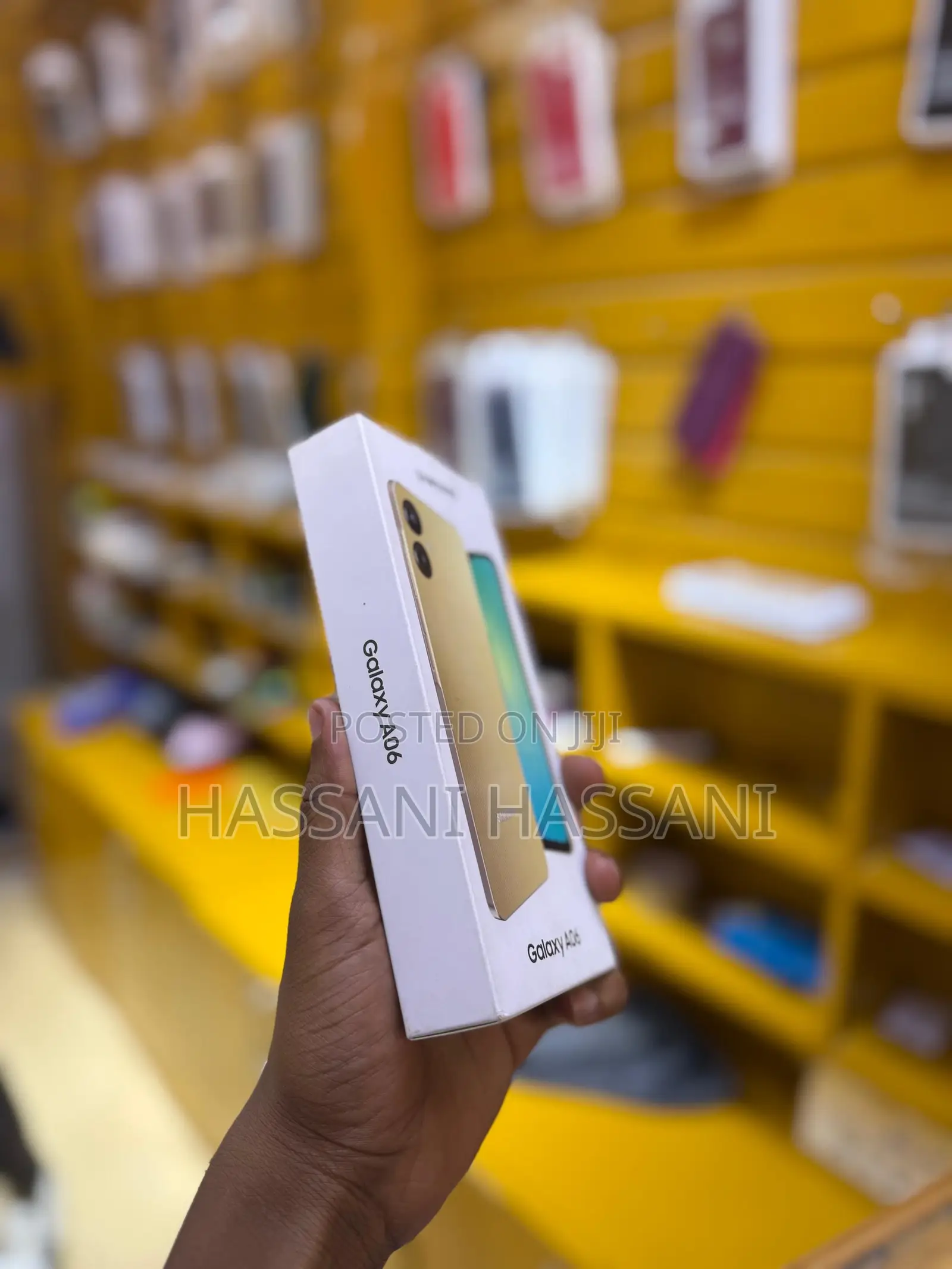New Samsung Galaxy A06 128 GB Gold