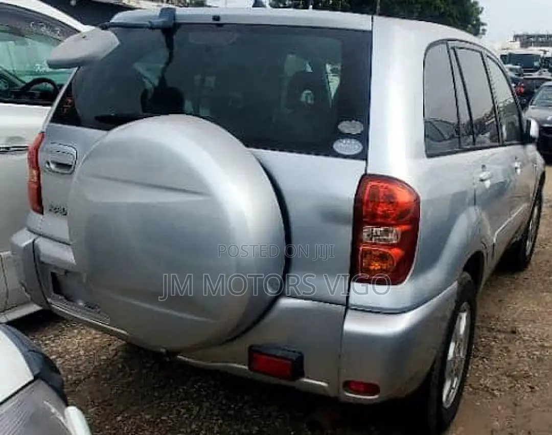 Toyota RAV4 2005 Silver