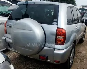 Toyota RAV4 2005 Silver