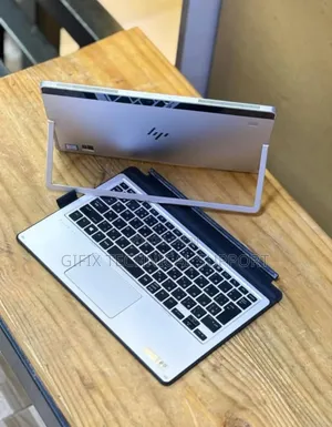 Laptop HP EliteBook X2 1012 G1 8GB Intel Core 5 SSD 256GB