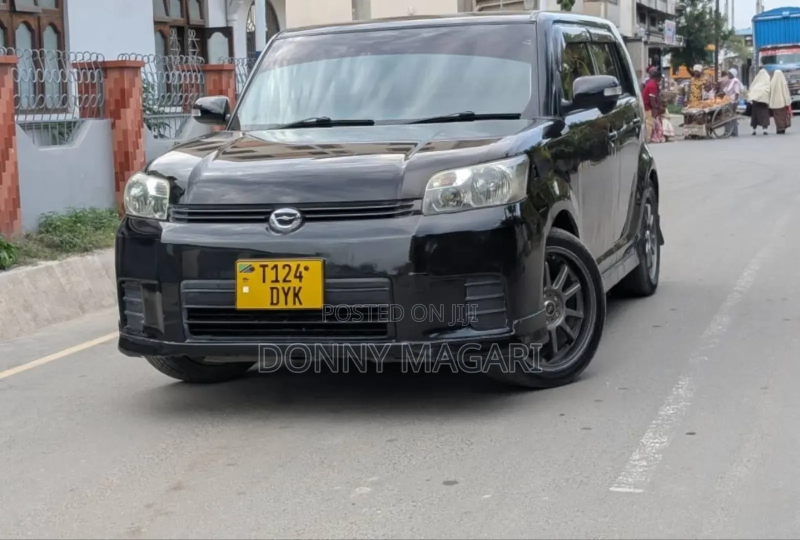 Toyota Corolla Rumion Hatchback 1.5 FWD 2009 Black