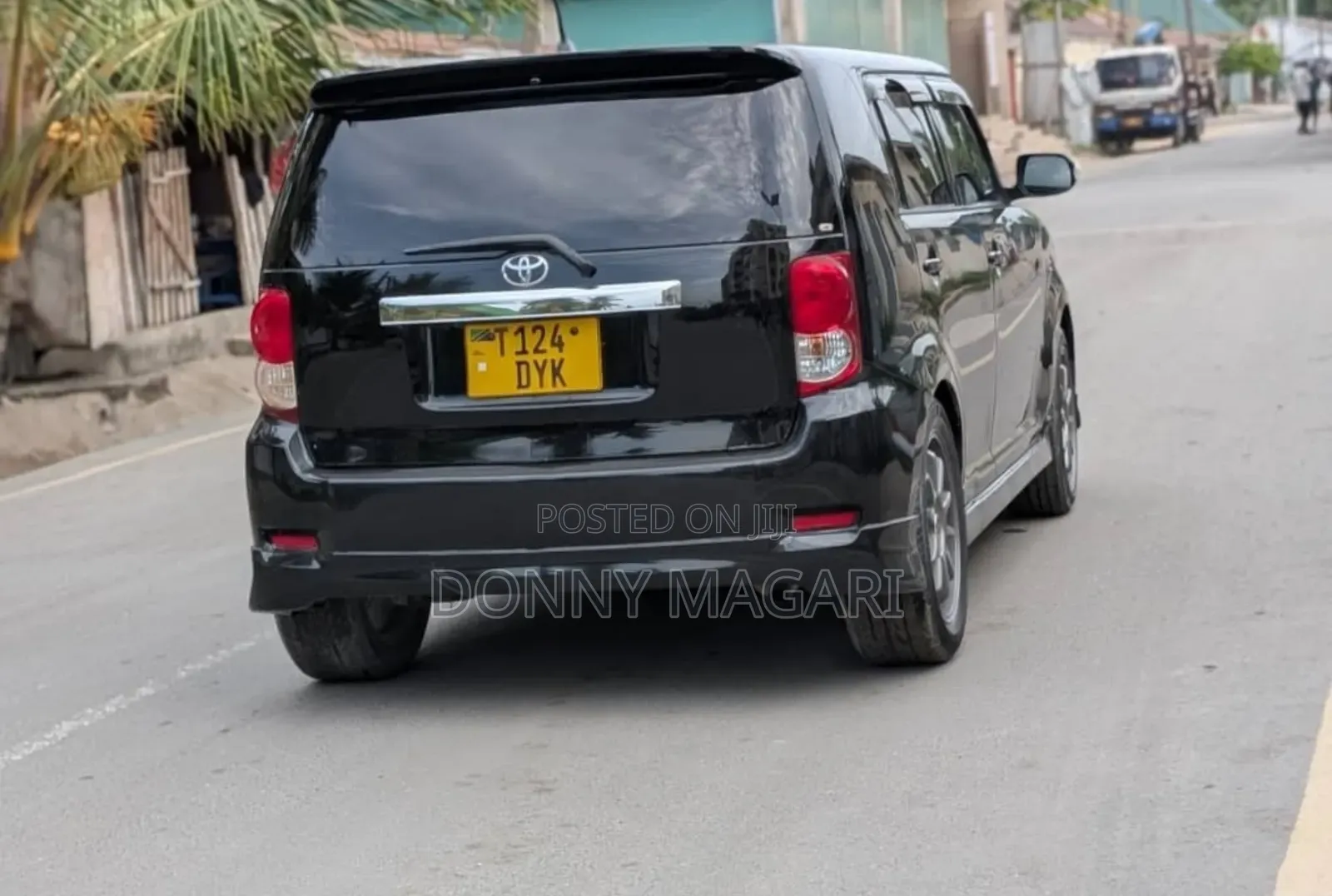 Toyota Corolla Rumion Hatchback 1.5 FWD 2009 Black