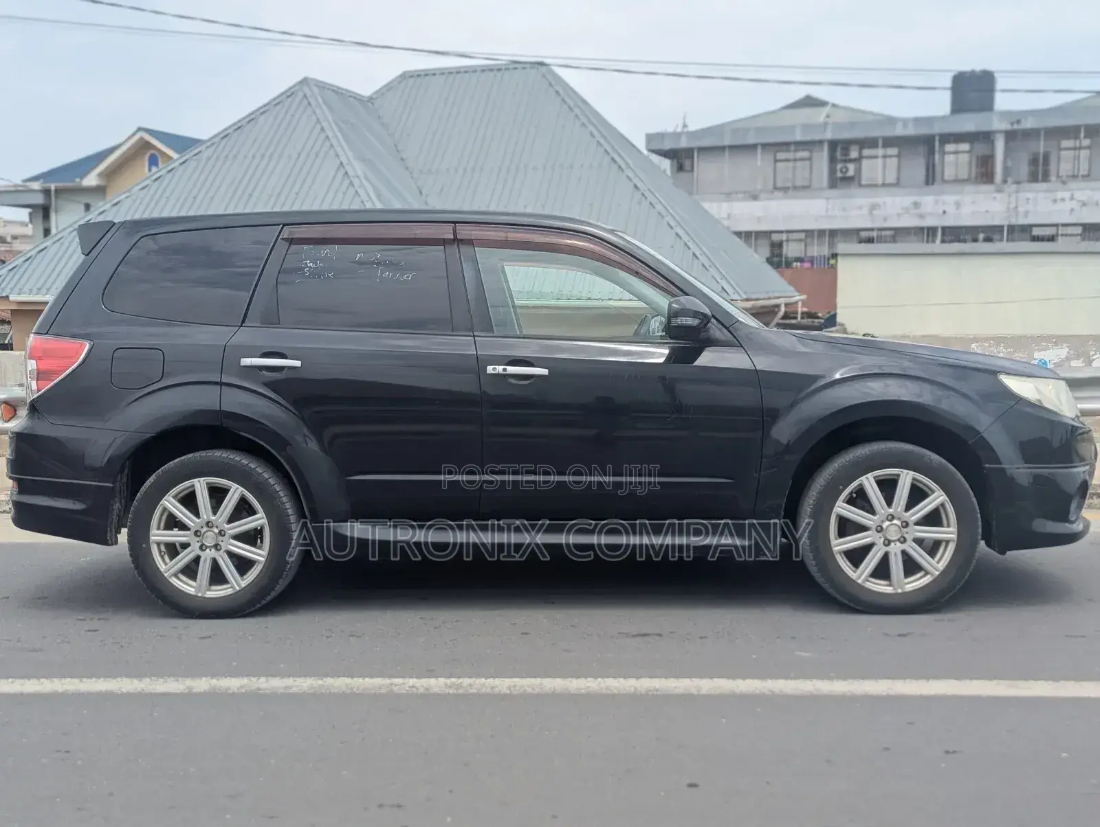 Subaru Forester 2.5X Limited 2011 Black