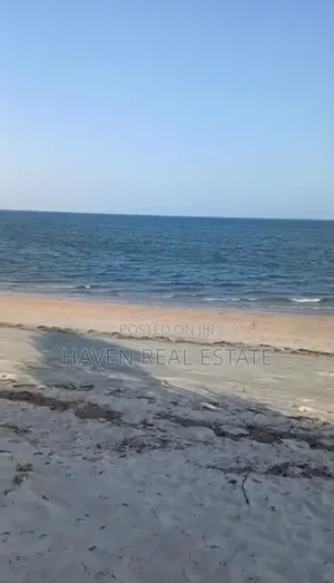 Beach Plot Ya Ekari 14 Inauzwa Mwinduro, Tanga