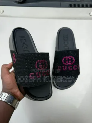 Sandals/Kobazi