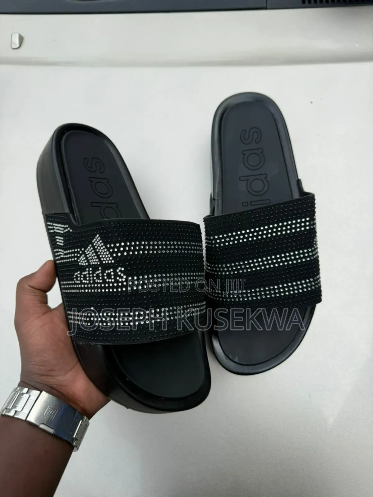 Sandals/Kobazi