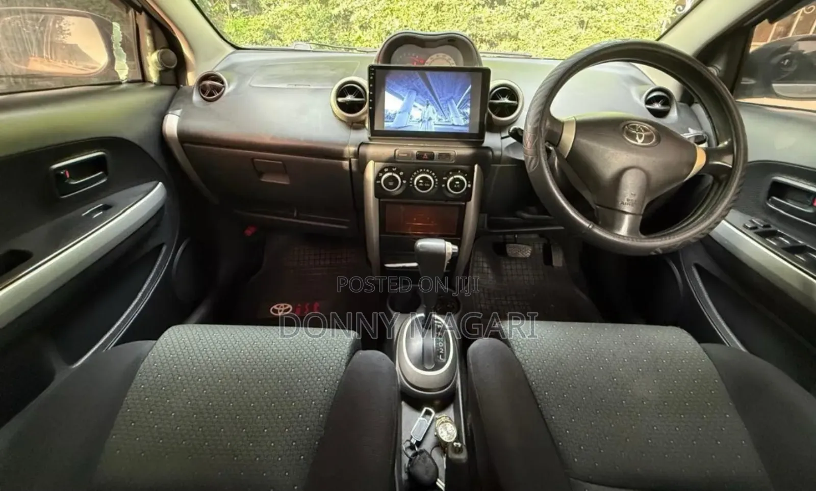 Toyota IST 2005 Silver