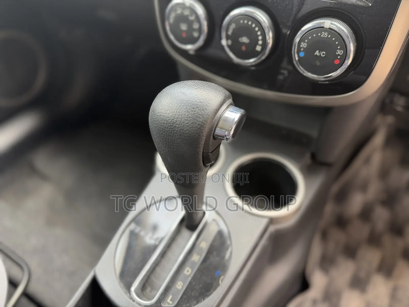Mazda Verisa 2010 Gray