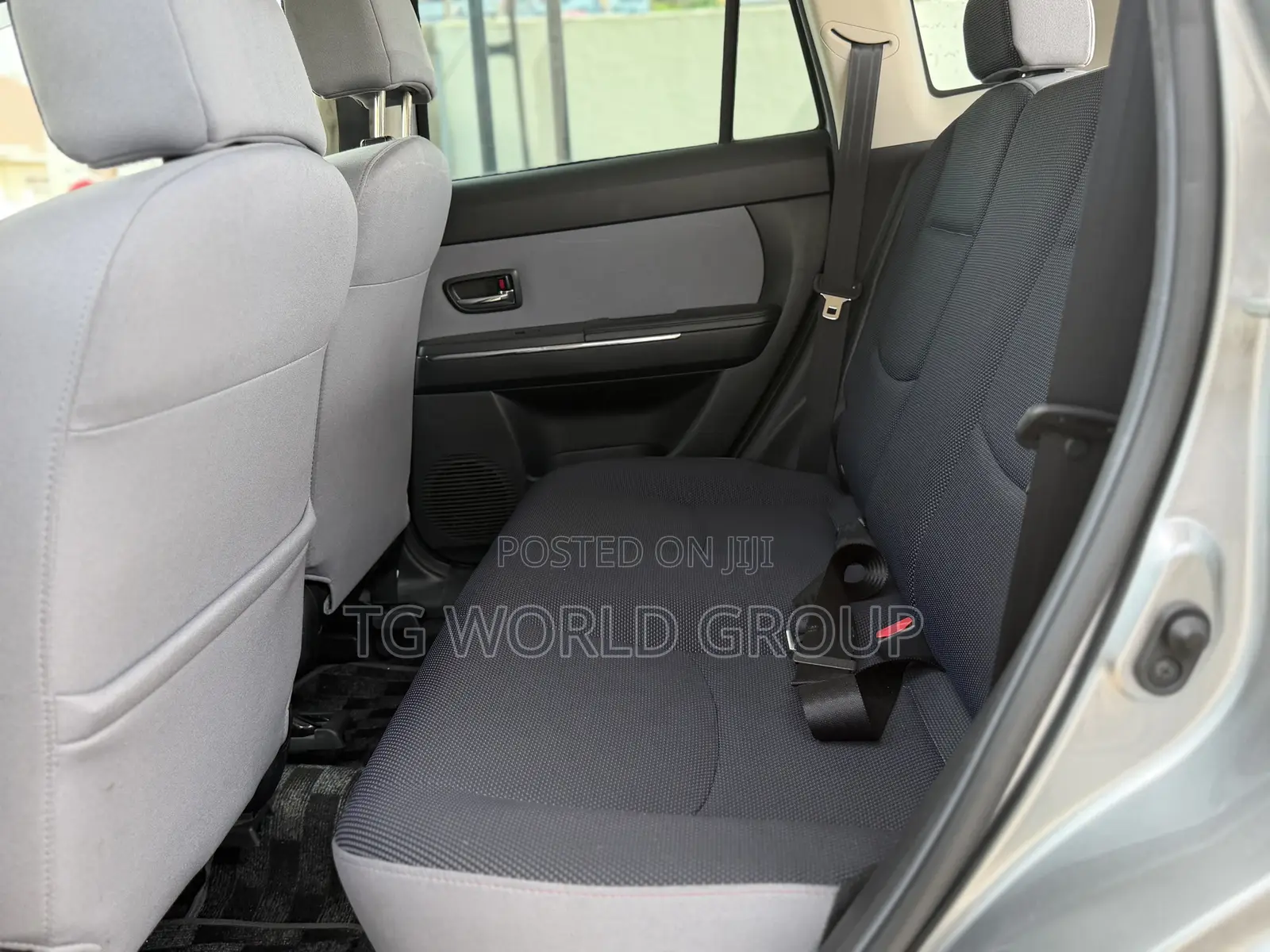 Mazda Verisa 2010 Gray
