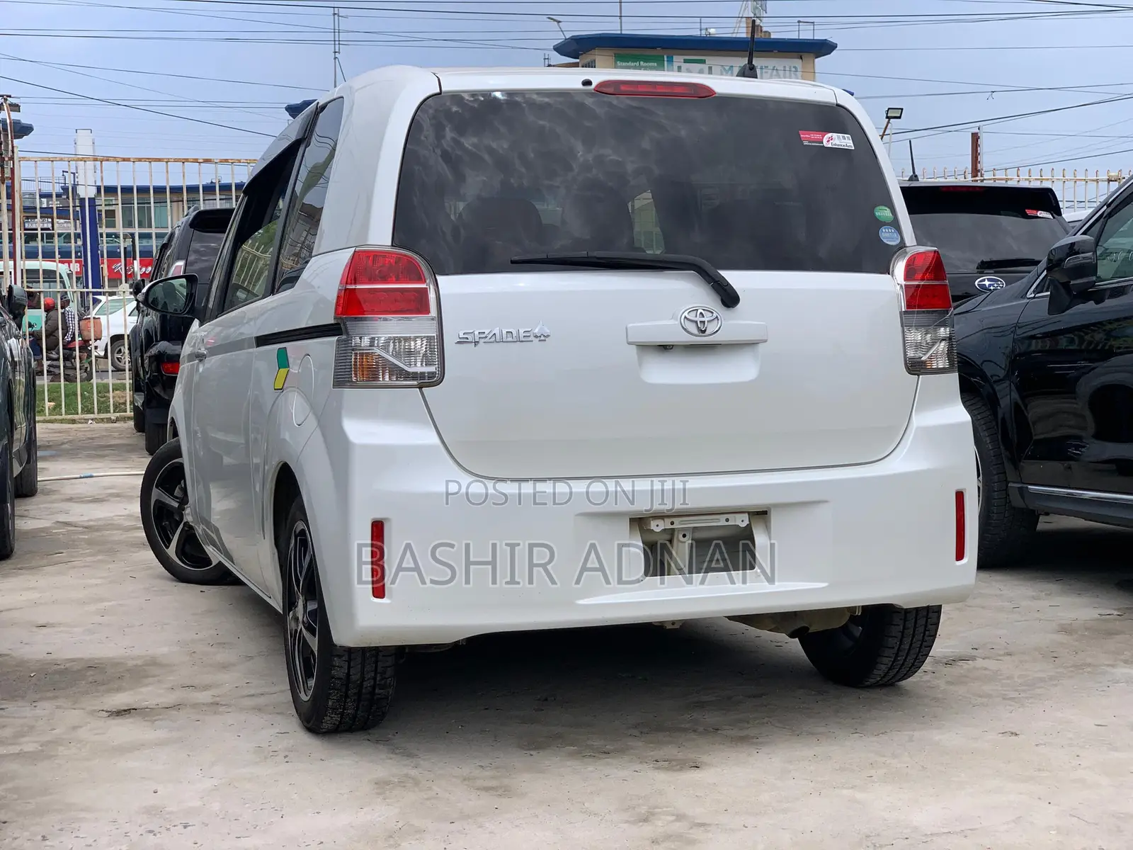 Toyota Spade 1.5 2012 White