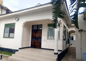 Furnished 2bdrm Villa in Msasani for rent