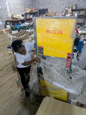 Band Saw Wood Machine