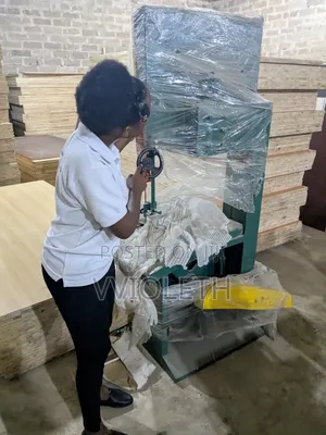 Band Saw Wood Machine